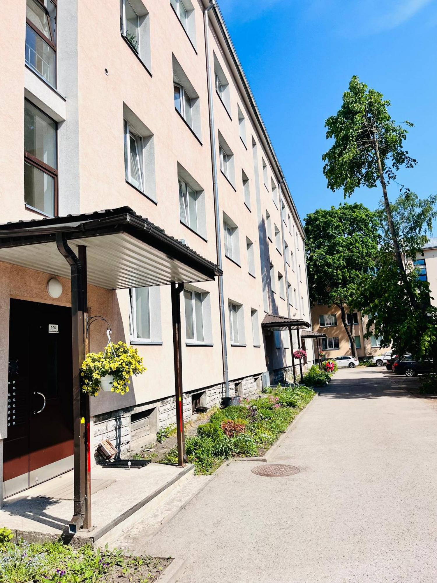 Tallinnhousing Studio For 4 With Free Parking Exterior photo